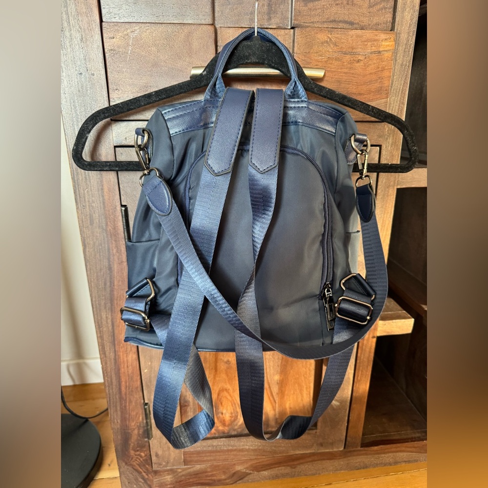 Backpack - Picture 2 of 2